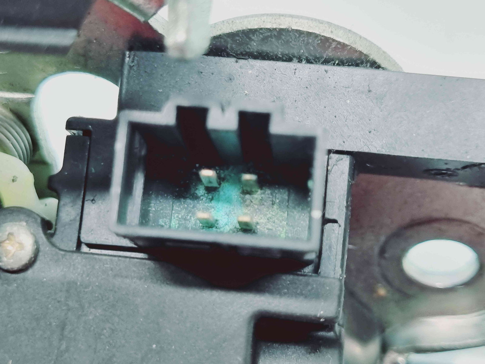 Broasca capota spate Audi A3 Sportback (8PA) [Fabr 2004-2013] 8K9827505A - imagine 3