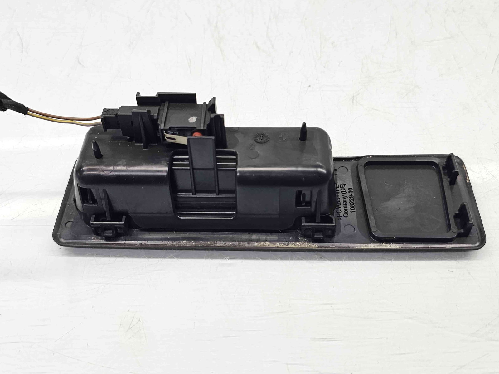 Buton deschidere portbagaj Bmw 5 Touring (F11) [Fabr 2011-2016] 108229-10 - imagine 3