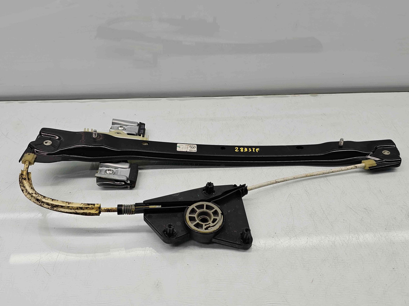 Macara electrica geam stanga fata Volkswagen UP [Fabr 2011-2019] 1S4837461A