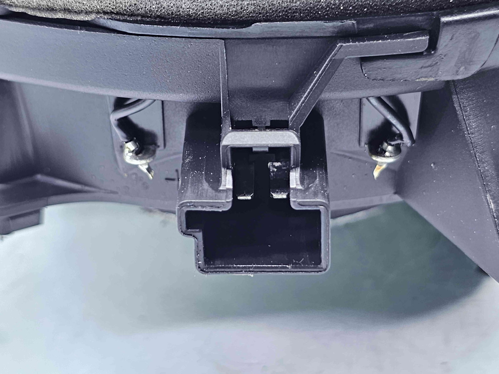 Boxa dreapta spate Volvo XC90 [Fabr 2002-2014] 30797138 - imagine 2