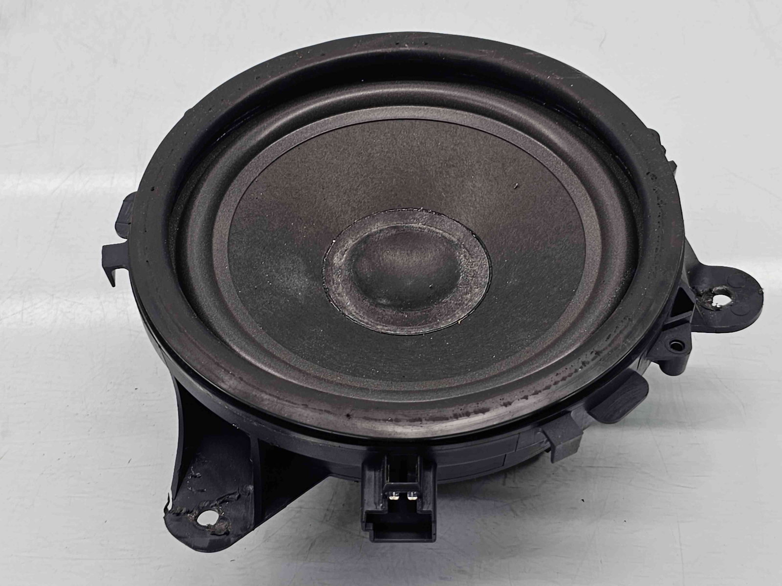 Boxa stanga fata Volvo XC90 [Fabr 2002-2014] 30797139 - imagine 1