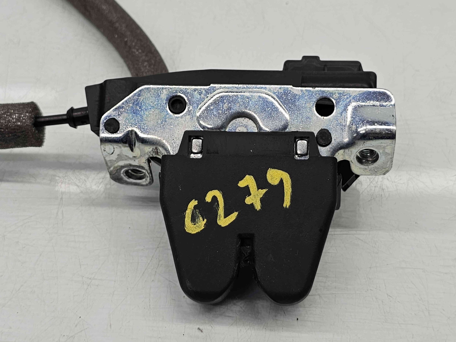 Broasca capota spate Mercedes Clasa C Coupe (C204) Facelift AMG [Fabr 2011-2015] A2047500185 - imagine 2