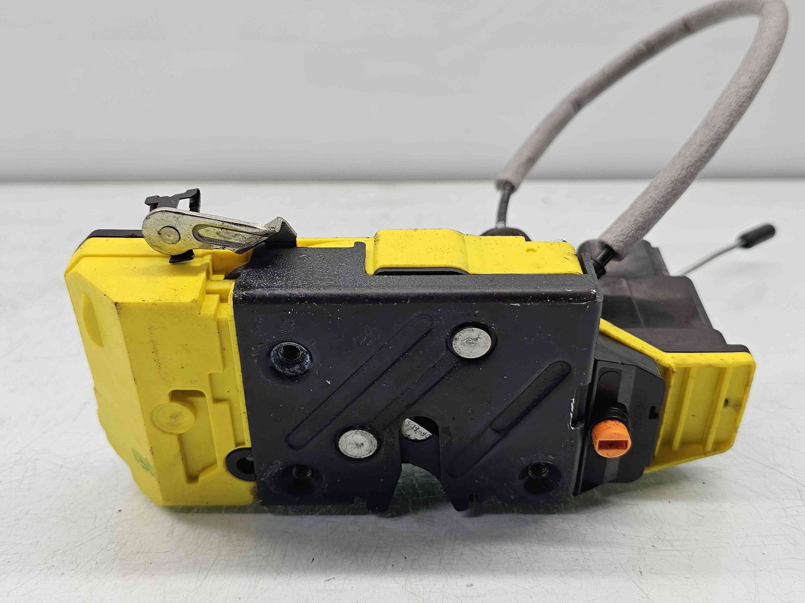 Broasca usa dreapta spate Volvo XC90 [Fabr 2002-2014] 30699756 - imagine 3