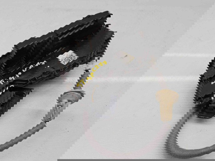 Broasca usa stanga spate Volkswagen Passat B8 (3G2) [Fabr 2015-prezent] 5NA839015B