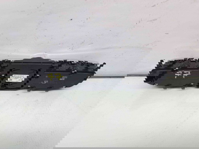  Panou media Mercedes Clasa E (W213) [Fabr 2016-prezent] A2139054403