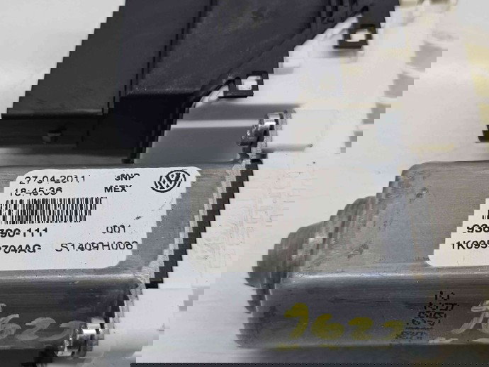 Motoras geam dreapta spate Volkswagen Jetta 4 (162,163) [Fabr 2010-2016] 1K0959704AG