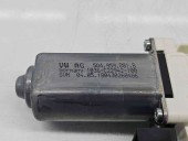 Motoras geam stanga fata Volkswagen Passat B8 (3G2) [Fabr 2015-prezent] 5Q4959801B