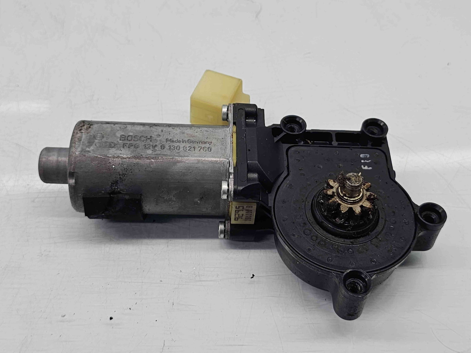 Motoras geam stanga fata Volvo XC90 [Fabr 2002-2014] 0130821760 - imagine 1