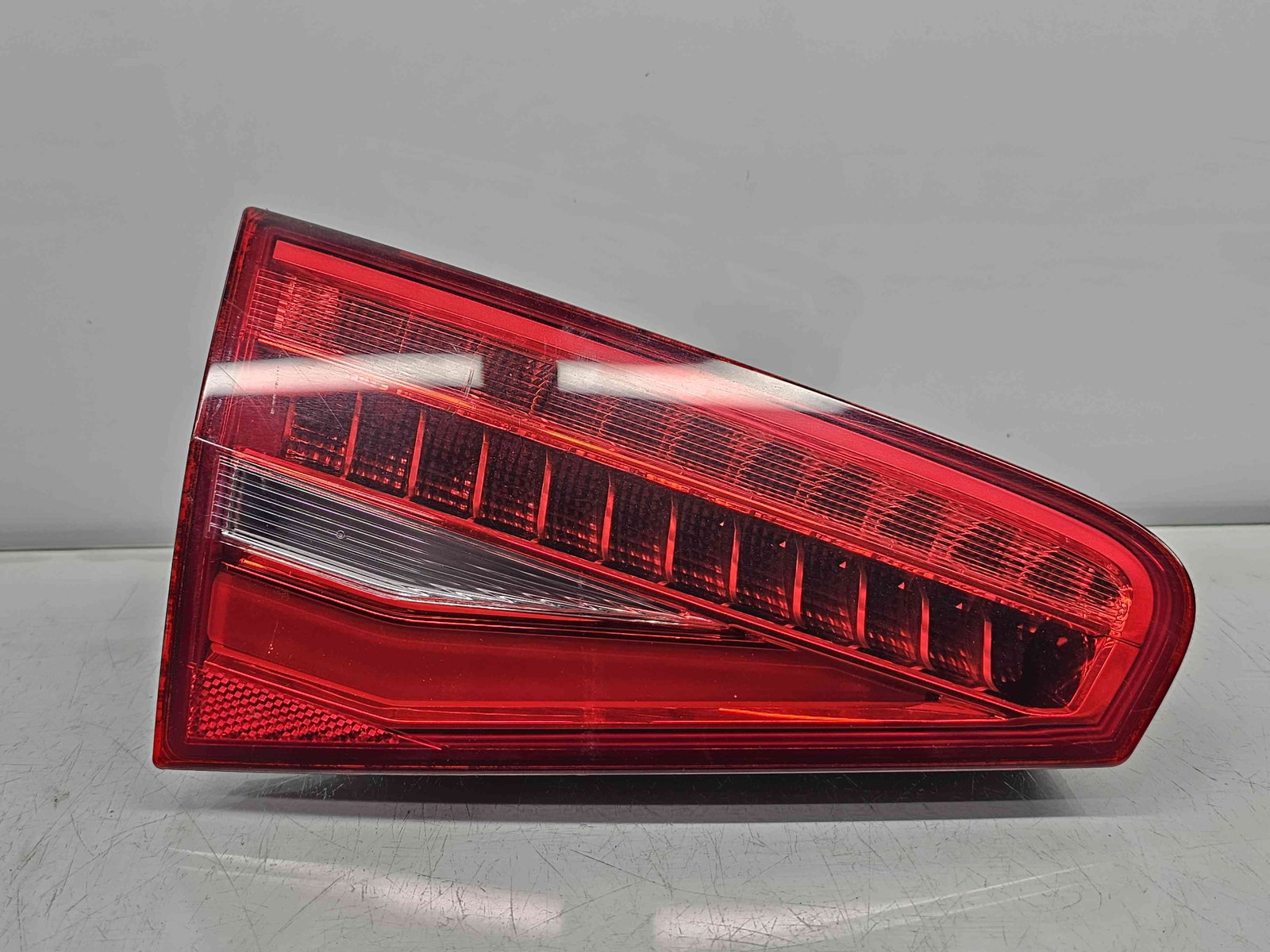 Stop haion stanga Audi A4 (8K2, B8.5) Facelift [Fabr 2008-2015] 8K5945093AC - imagine 1