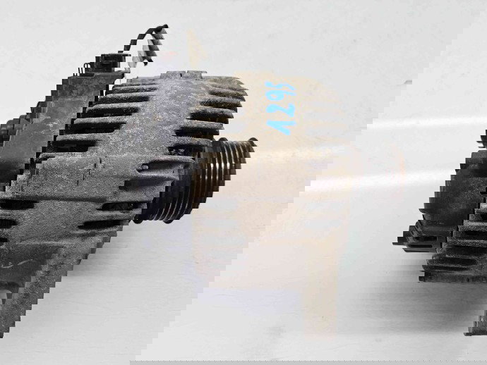 Alternator Hyundai Accent 3 (MC) [Fabr 2005-2008] 37300-2A110 1.5 CRDI D4FA 81KW / 110CP