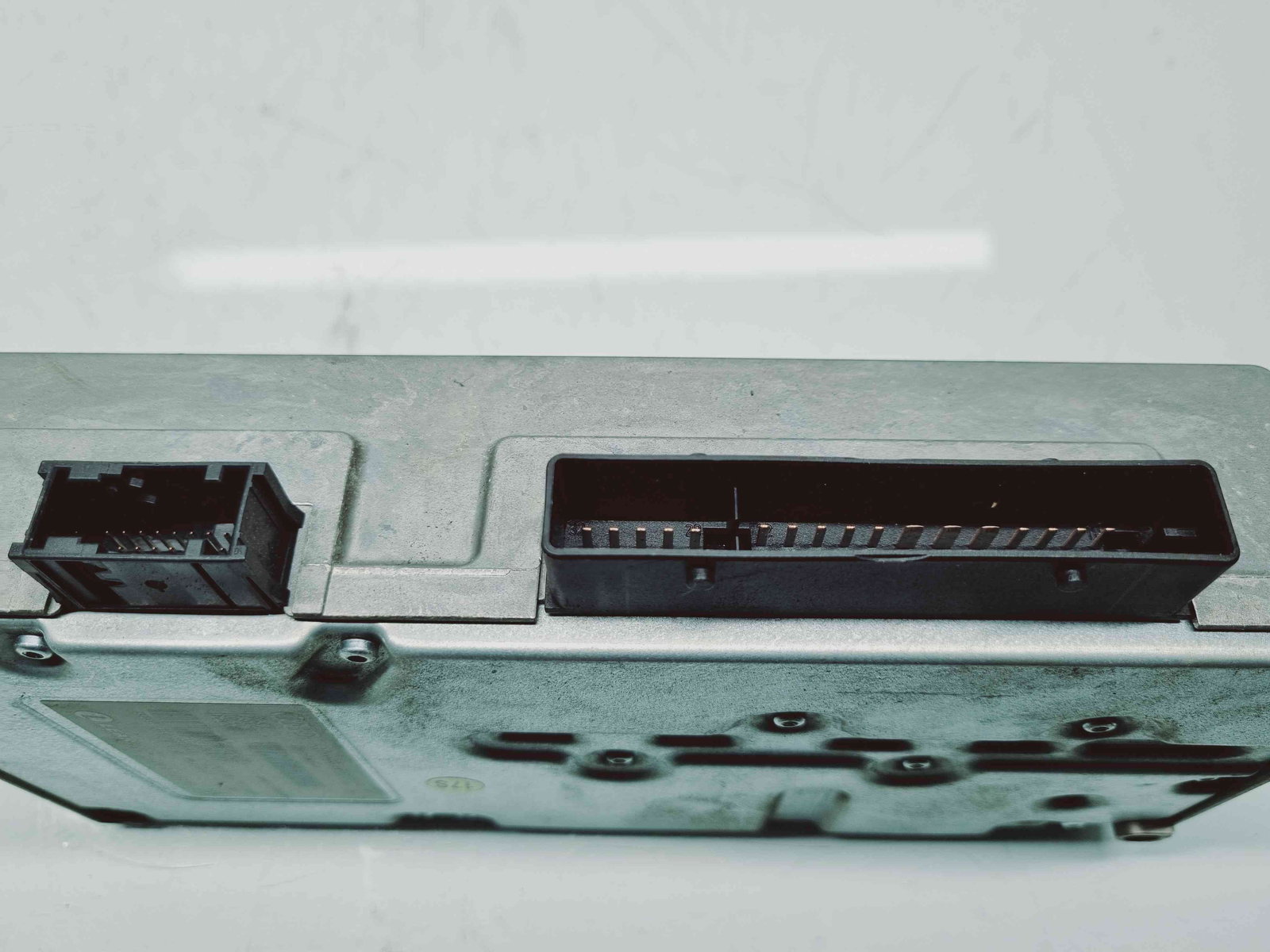 Amplificator audio Audi A4 (8K5, B8) Avant [Fabr 2008-2015] 8T0035223AR - imagine 4