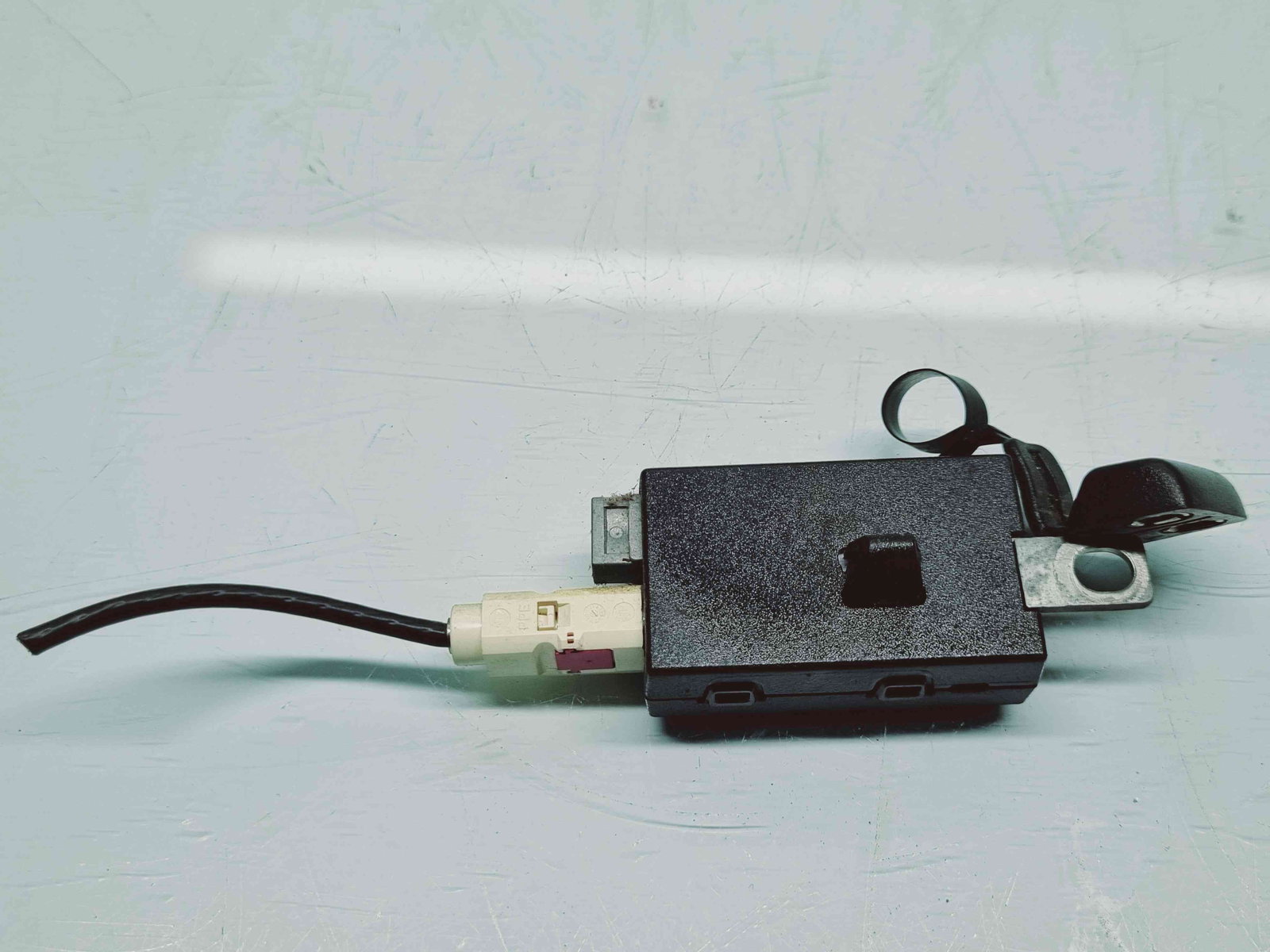 Amplificator audio Volvo XC90 [Fabr 2002-2014] 30752098 - imagine 3