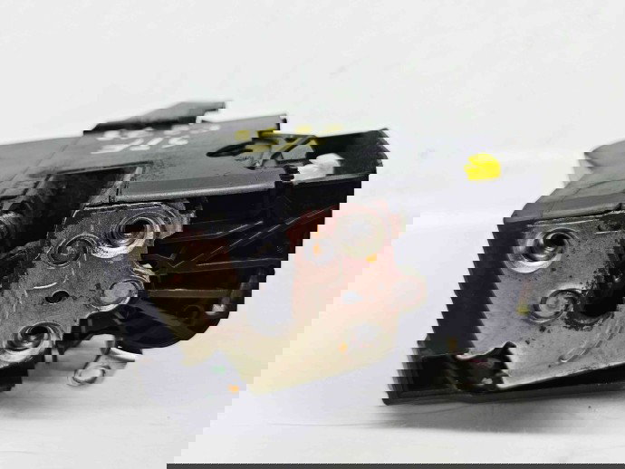 Broasca usa stanga fata Dacia Sandero 2 Stepway [Fabr 2012-prezent] 805031017R