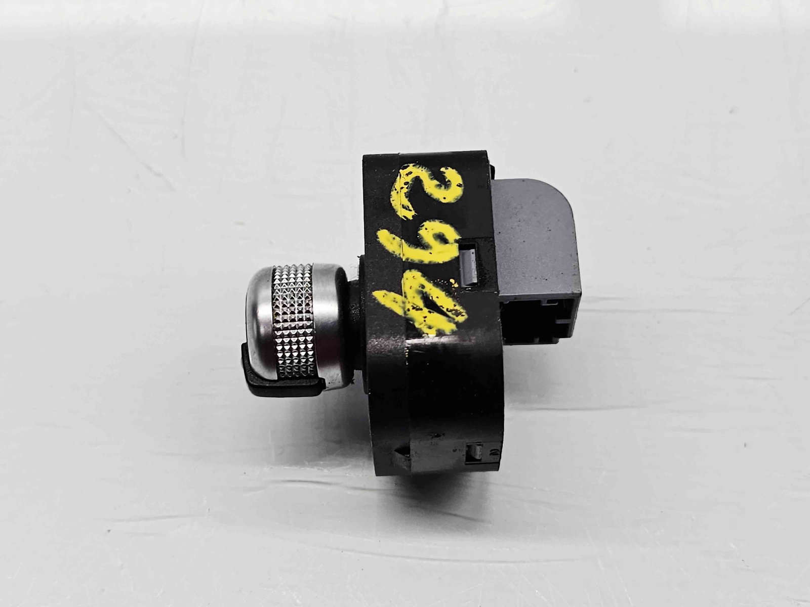 Buton reglaj oglinzi Audi A3 Sportback (8PA) [Fabr 2004-2013] 4F0959565 - imagine 4