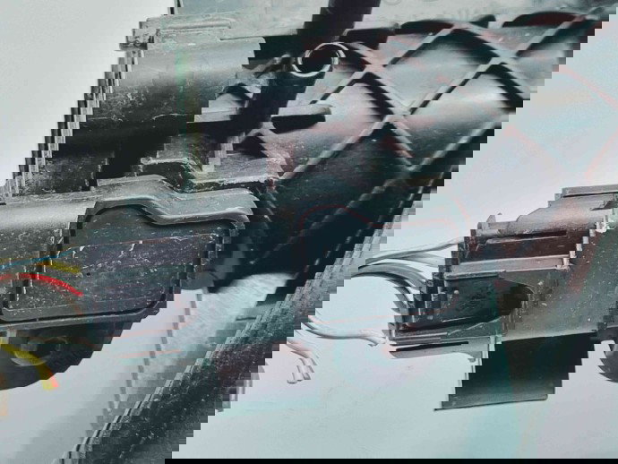 Galerie admisie MITSUBISHI Colt [Fabr 2002-2013] MN143823 1.3 Benz 135930 70KW / 95CP