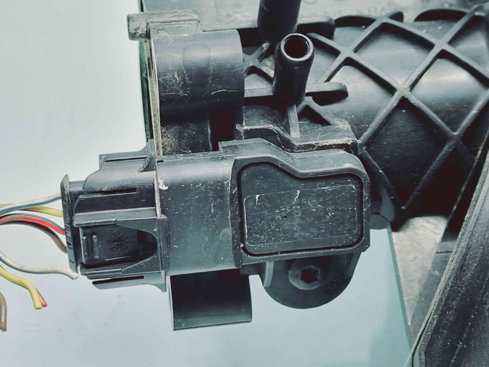 Galerie admisie MITSUBISHI Colt [Fabr 2002-2013] MN143823 1.3 Benz 135930 70KW / 95CP - imagine 3