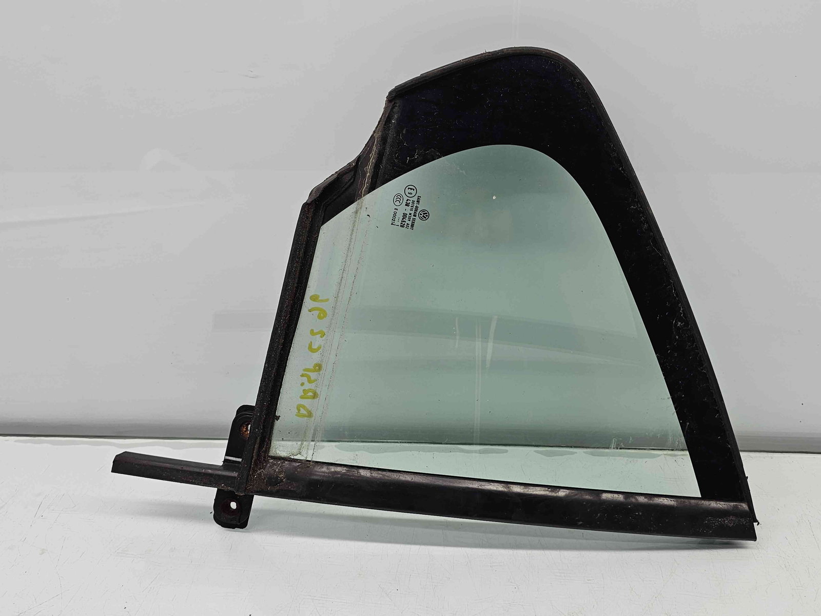 Geam fix usa dreapta spate Volkswagen Jetta 4 (162,163) [Fabr 2010-2016] OEM