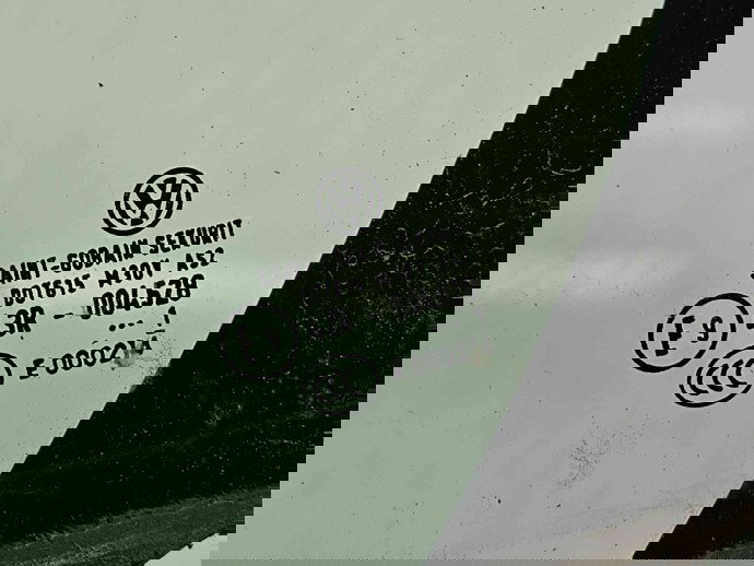 Geam fix usa stanga spate Volkswagen Jetta 4 (162,163) [Fabr 2010-2016] OEM