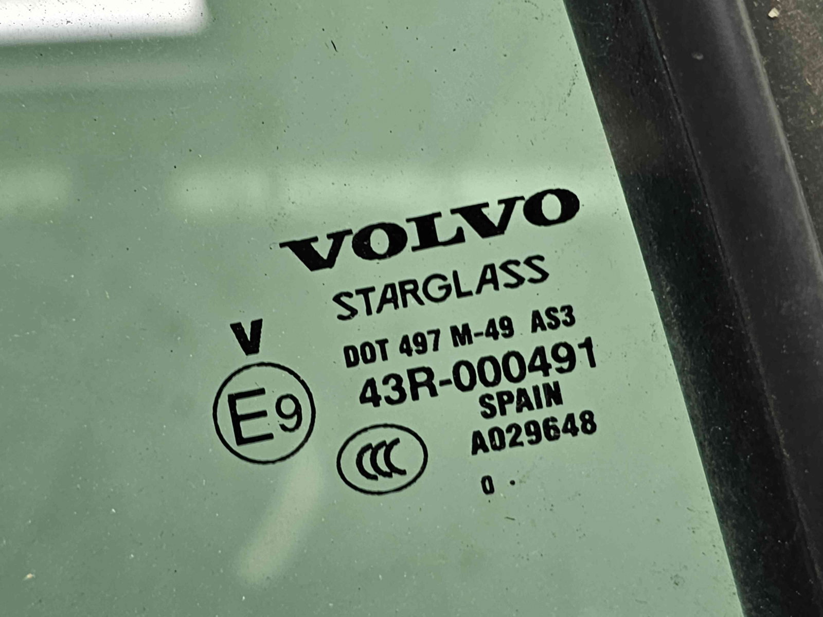 Geam fix usa stanga spate Volvo XC90 [Fabr 2002-2014] OEM - imagine 2