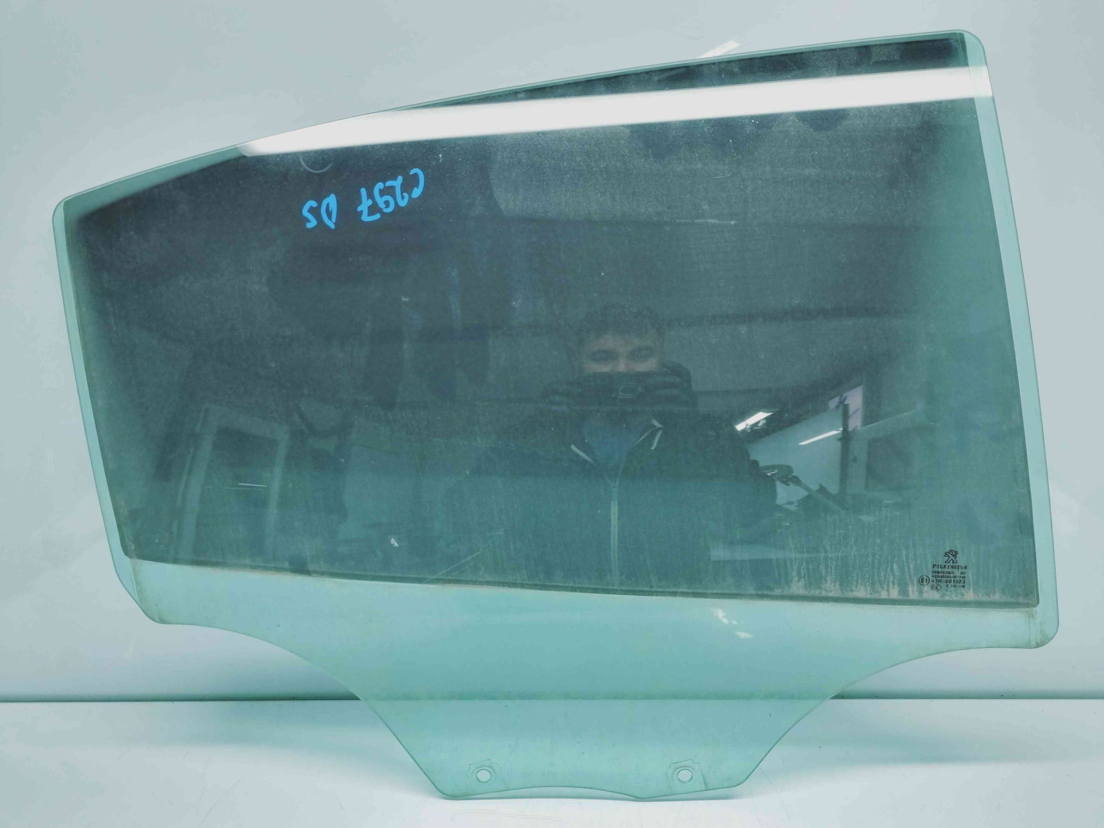 Geam usa dreapta spate Peugeot 208 [Fabr 2012-2024] OEM - imagine 1