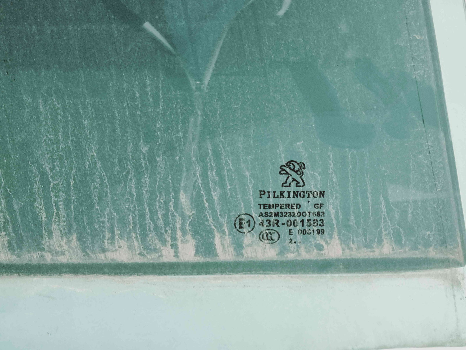 Geam usa dreapta spate Peugeot 208 [Fabr 2012-2024] OEM - imagine 2