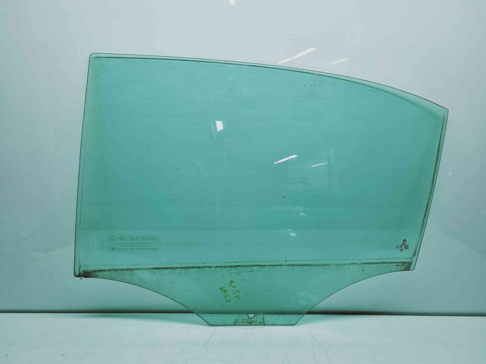 Geam usa stanga spate Volkswagen Jetta 4 (162,163) [Fabr 2010-2016] OEM