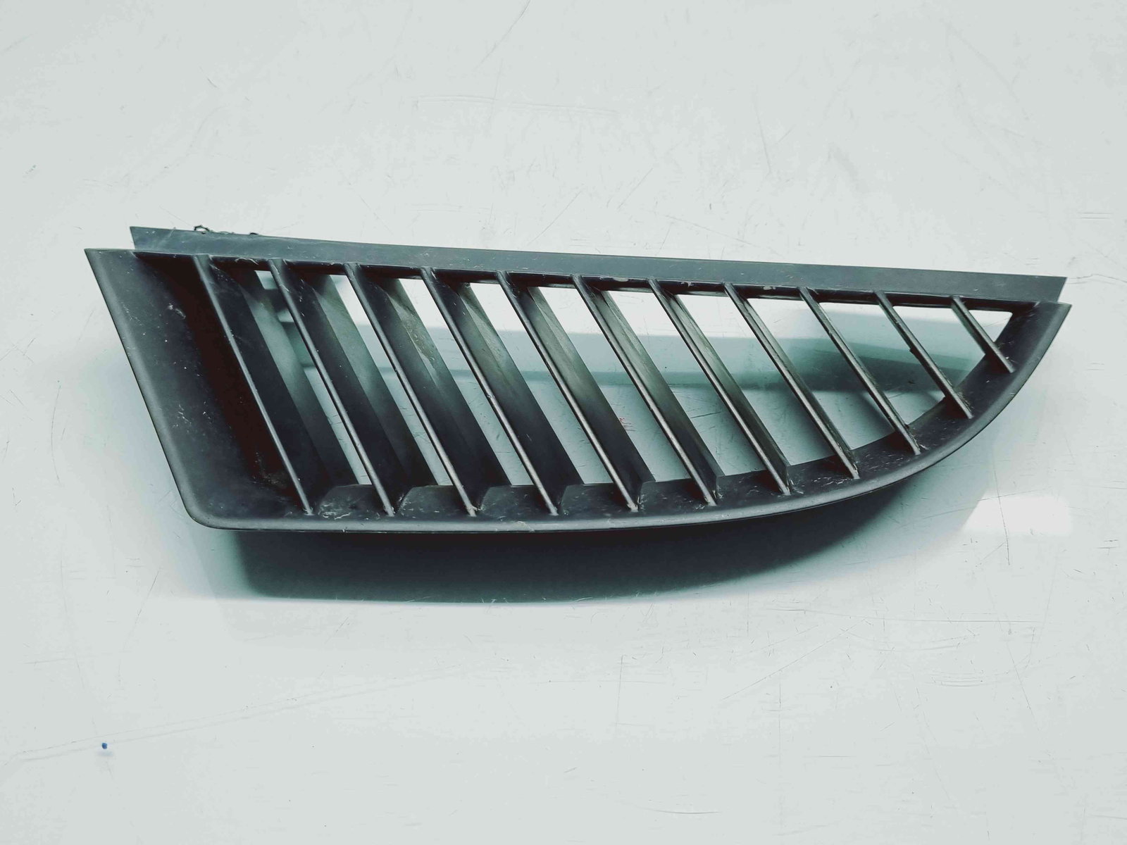 Grila proiector stanga MITSUBISHI Colt [Fabr 2002-2013] MN127773 - imagine 1