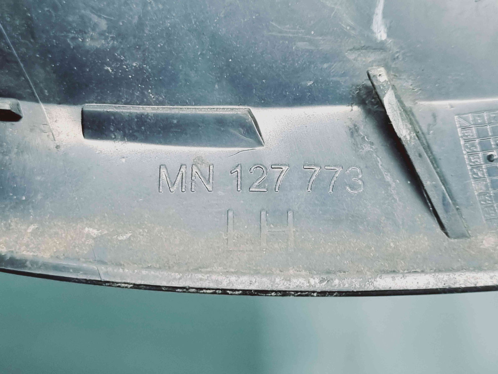 Grila proiector stanga MITSUBISHI Colt [Fabr 2002-2013] MN127773 - imagine 3