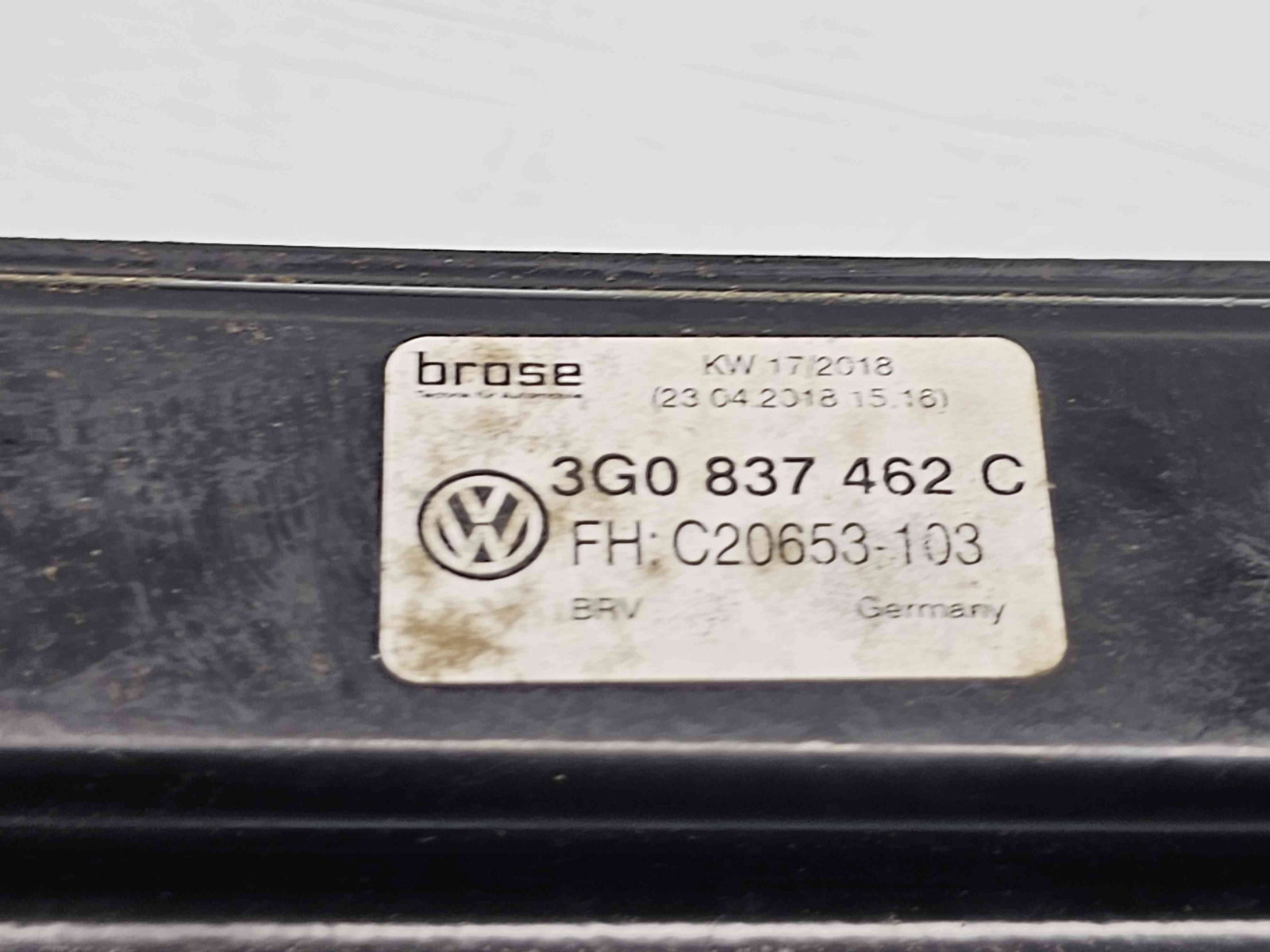 Macara electrica geam dreapta fata Volkswagen Passat B8 (3G2) [Fabr 2015-prezent] 3G0837462C - imagine 3