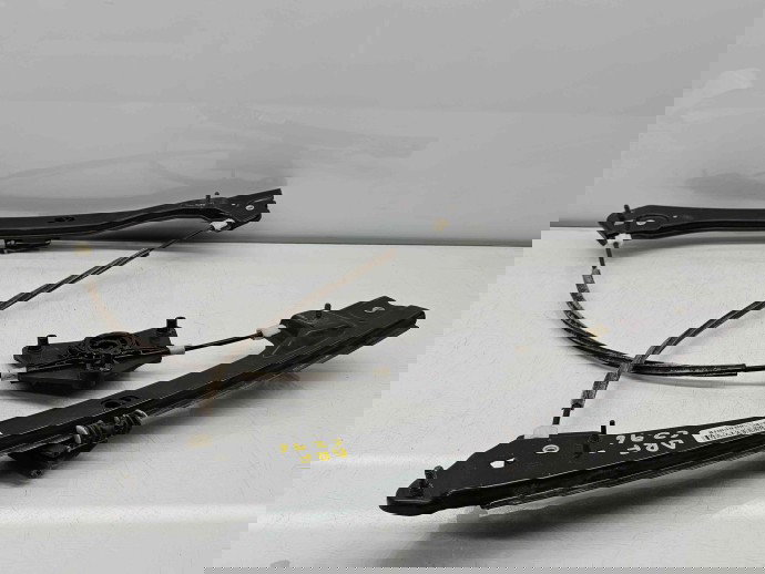 Macara electrica geam dreapta fata Volkswagen Jetta 4 (162,163) [Fabr 2010-2016] 5C6837462