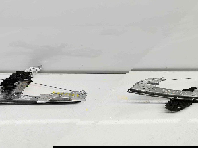 Macara electrica geam dreapta fata Dacia Sandero 2 Stepway [Fabr 2012-prezent] 807209299R