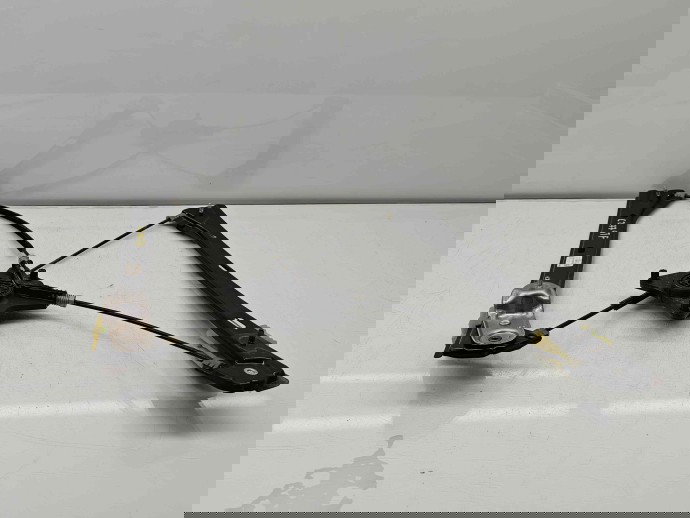 Macara electrica geam stanga fata Volkswagen Passat B8 (3G2) [Fabr 2015-prezent] 3G0837461C