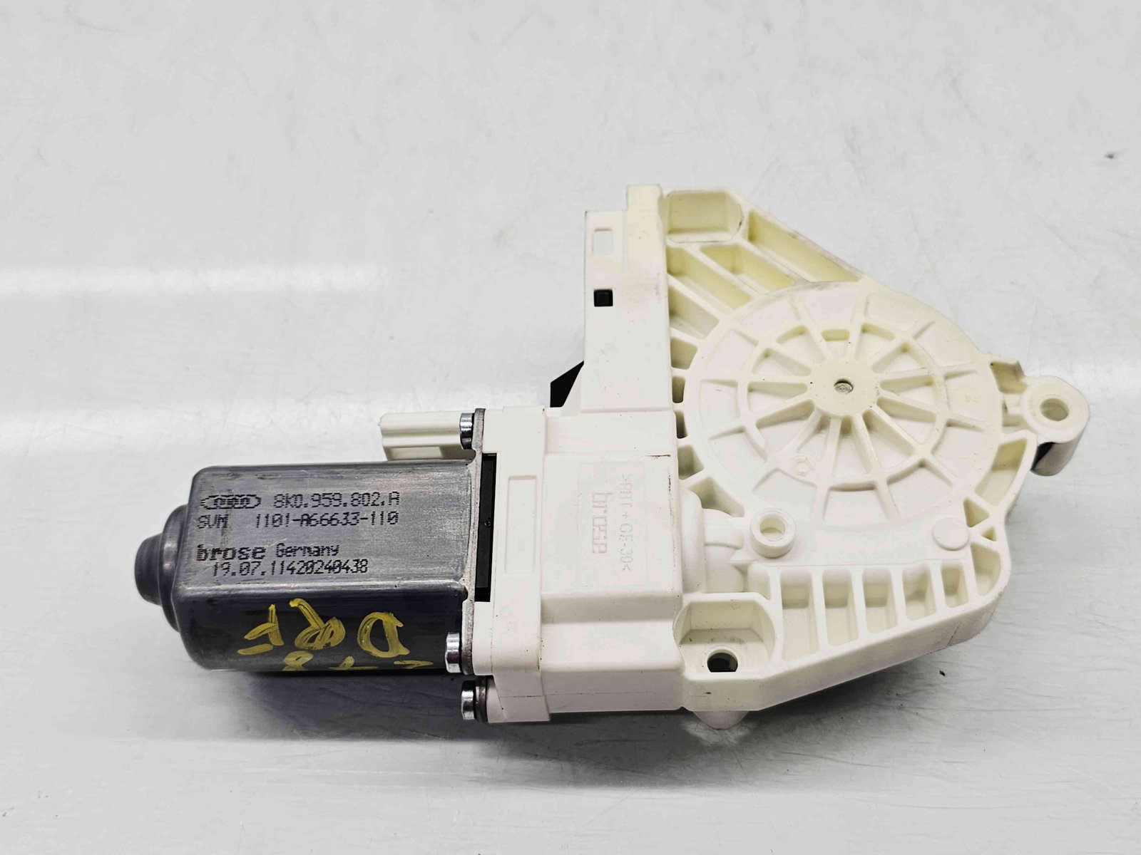 Motoras geam dreapta fata Audi A4 (8K5, B8) Avant [Fabr 2008-2015] 8K0959802A - imagine 3