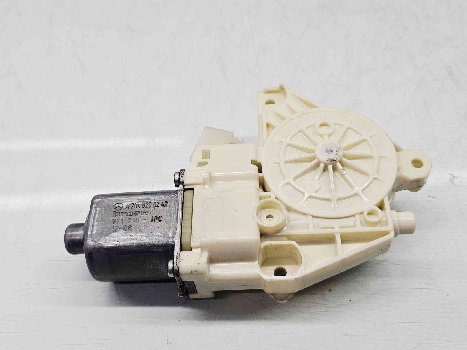 Motoras geam stanga fata Mercedes Clasa C Coupe (C204) Facelift AMG [Fabr 2011-2015] A2048200242 - imagine 1