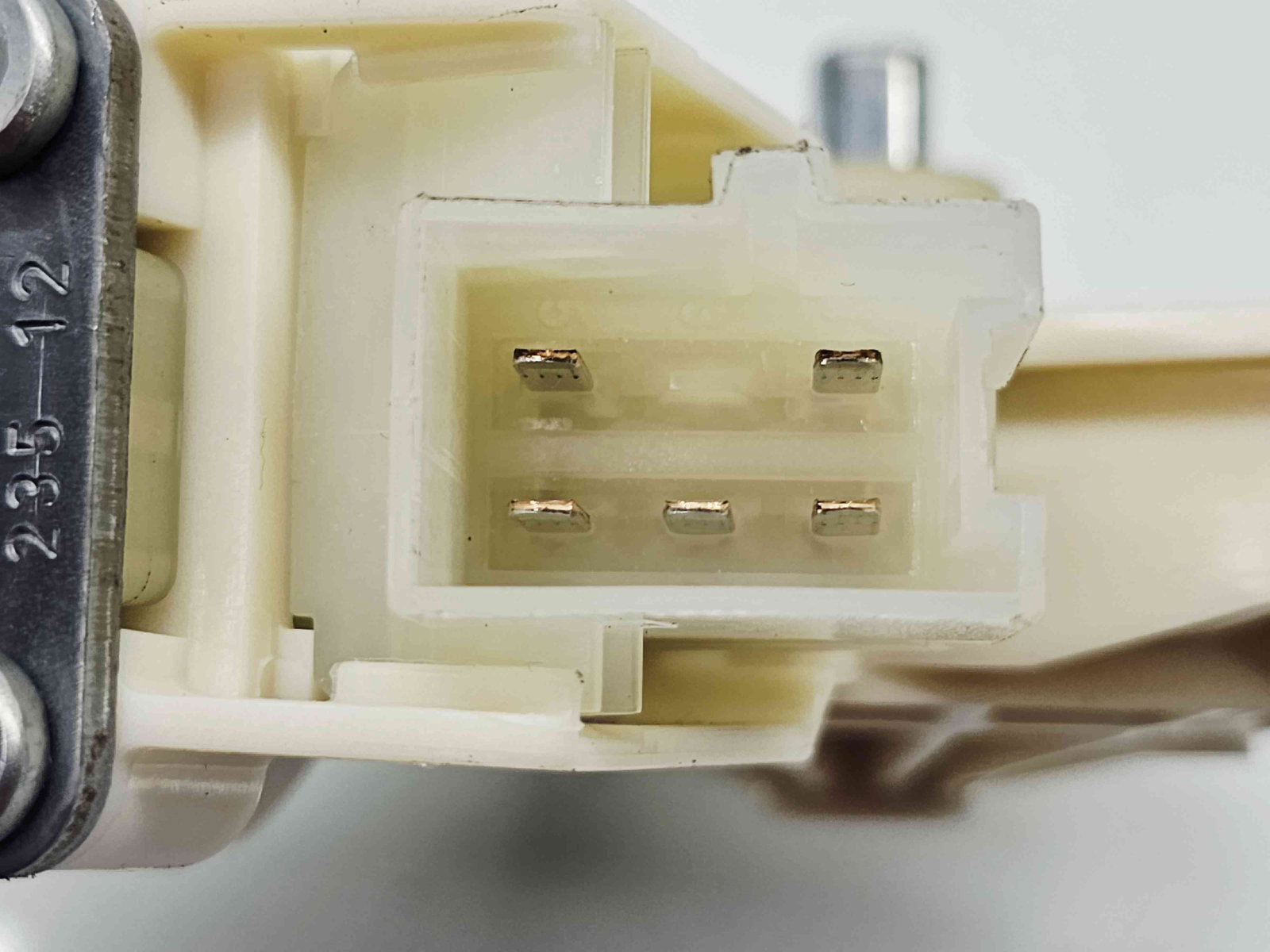 Motoras geam stanga fata Mercedes Clasa C Coupe (C204) Facelift AMG [Fabr 2011-2015] A2048200242 - imagine 4