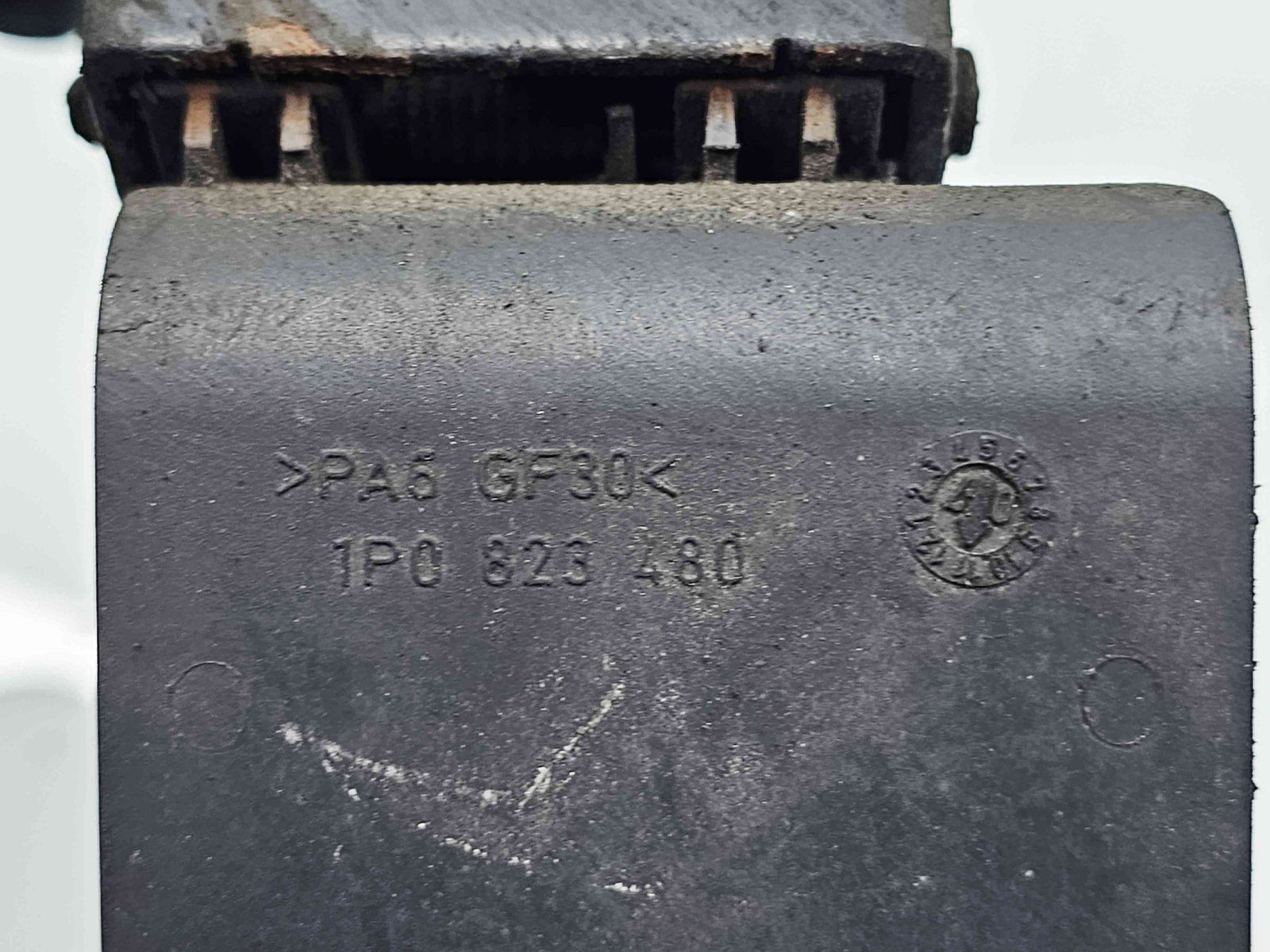 Maner deschidere capota Seat Leon (1P1) [Fabr 2005-2011] 1P0823480 - imagine 3