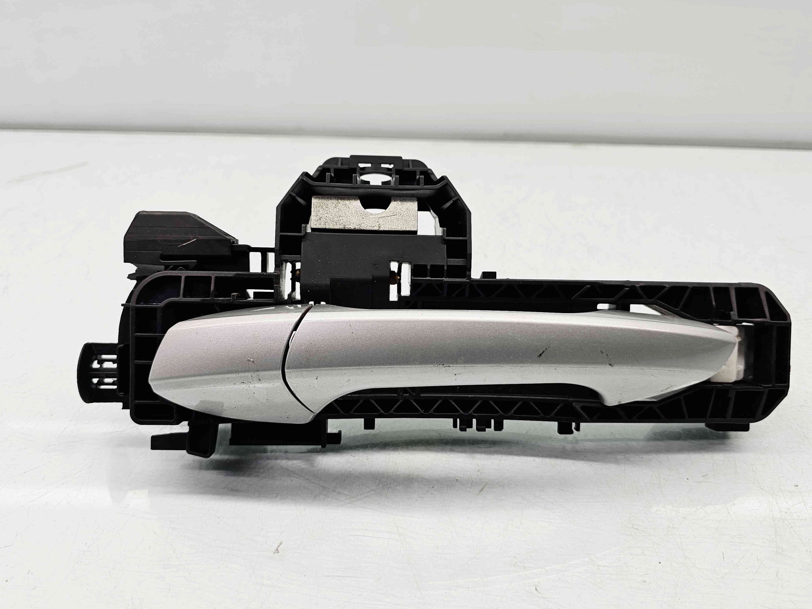 Maner usa stanga spate Mercedes Clasa A (W176) [Fabr 2012-2018] 761 Argintiu polar - imagine 1