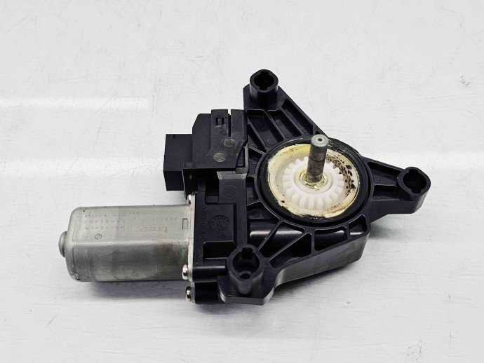 Motoras geam dreapta spate Mercedes Clasa A (W176) [Fabr 2012-2018] OEM