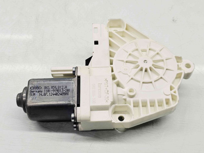 Motoras geam dreapta spate Audi A4 (8K2, B8.5) Facelift [Fabr 2008-2015] 8K0959812A