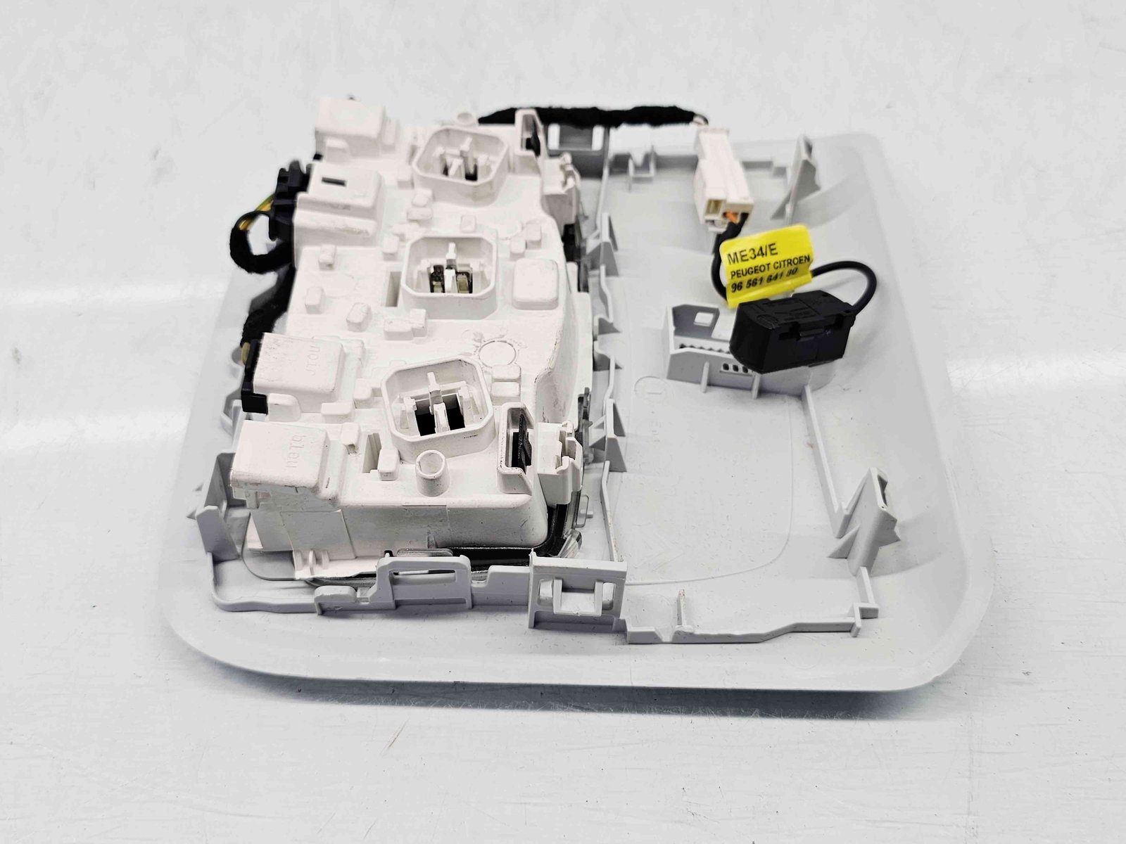 Plafoniera fata Peugeot 208 [Fabr 2012-2024] 9674441377 - imagine 3