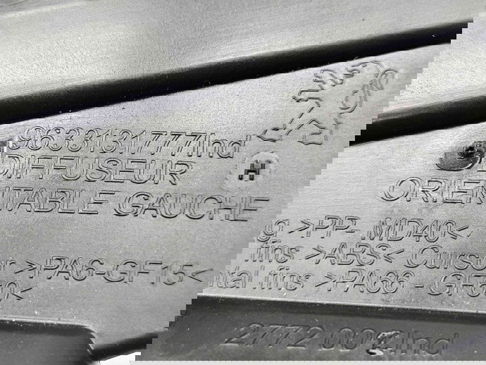  Grila aerisire stanga Peugeot 208 [Fabr 2012-2024] 9633131777