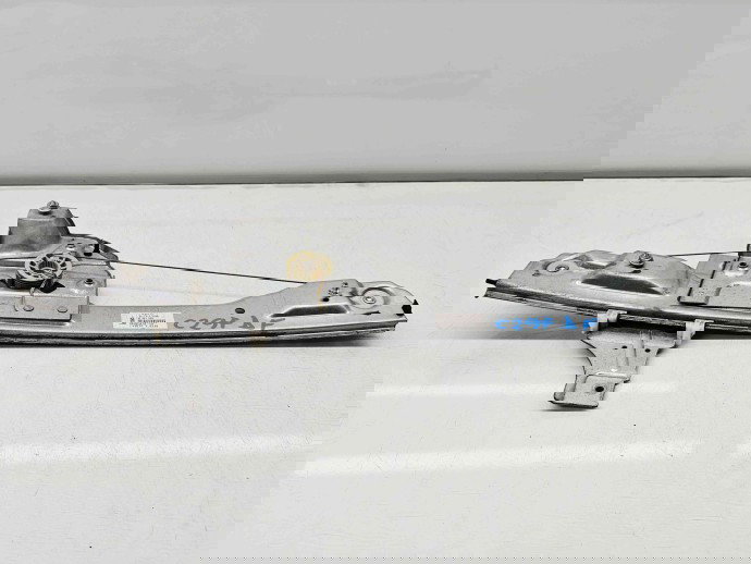 Macara electrica geam dreapta fata Peugeot 208 [Fabr 2012-2024] 9673153180