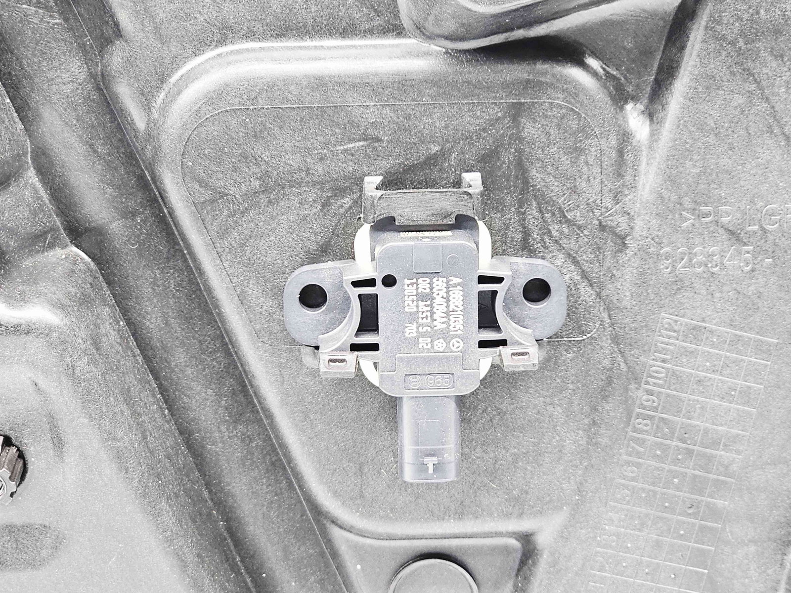 Macara electrica geam dreapta fata Mercedes Clasa A (W176) [Fabr 2012-2018] A1767200279 - imagine 3