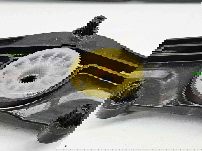 Macara electrica geam dreapta fata Audi A4 (8K2, B8.5) Facelift [Fabr 2008-2015] 8K0837462A