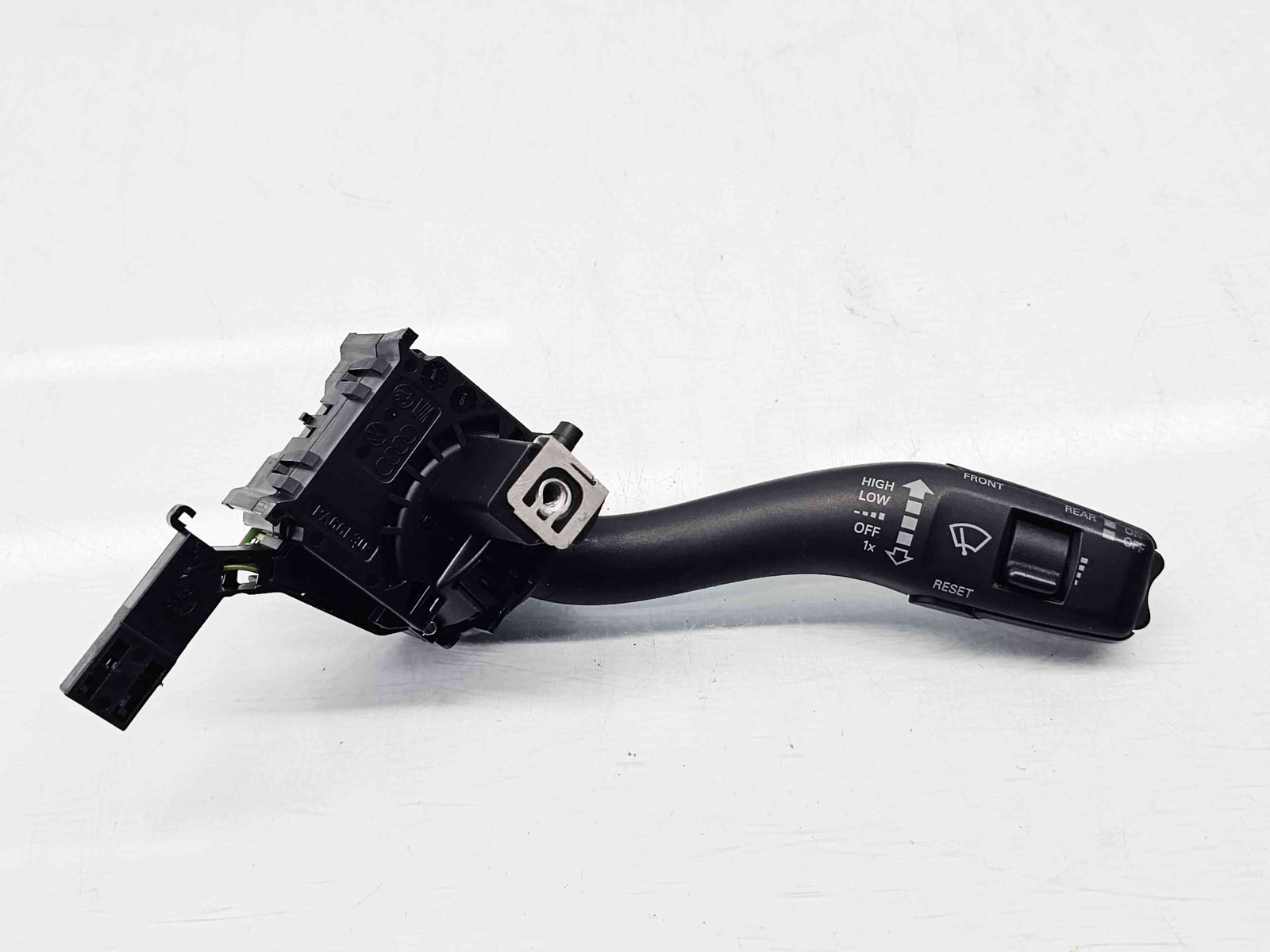 Maneta stergator Audi A3 Sportback (8PA) [Fabr 2004-2013] 8P0953519E