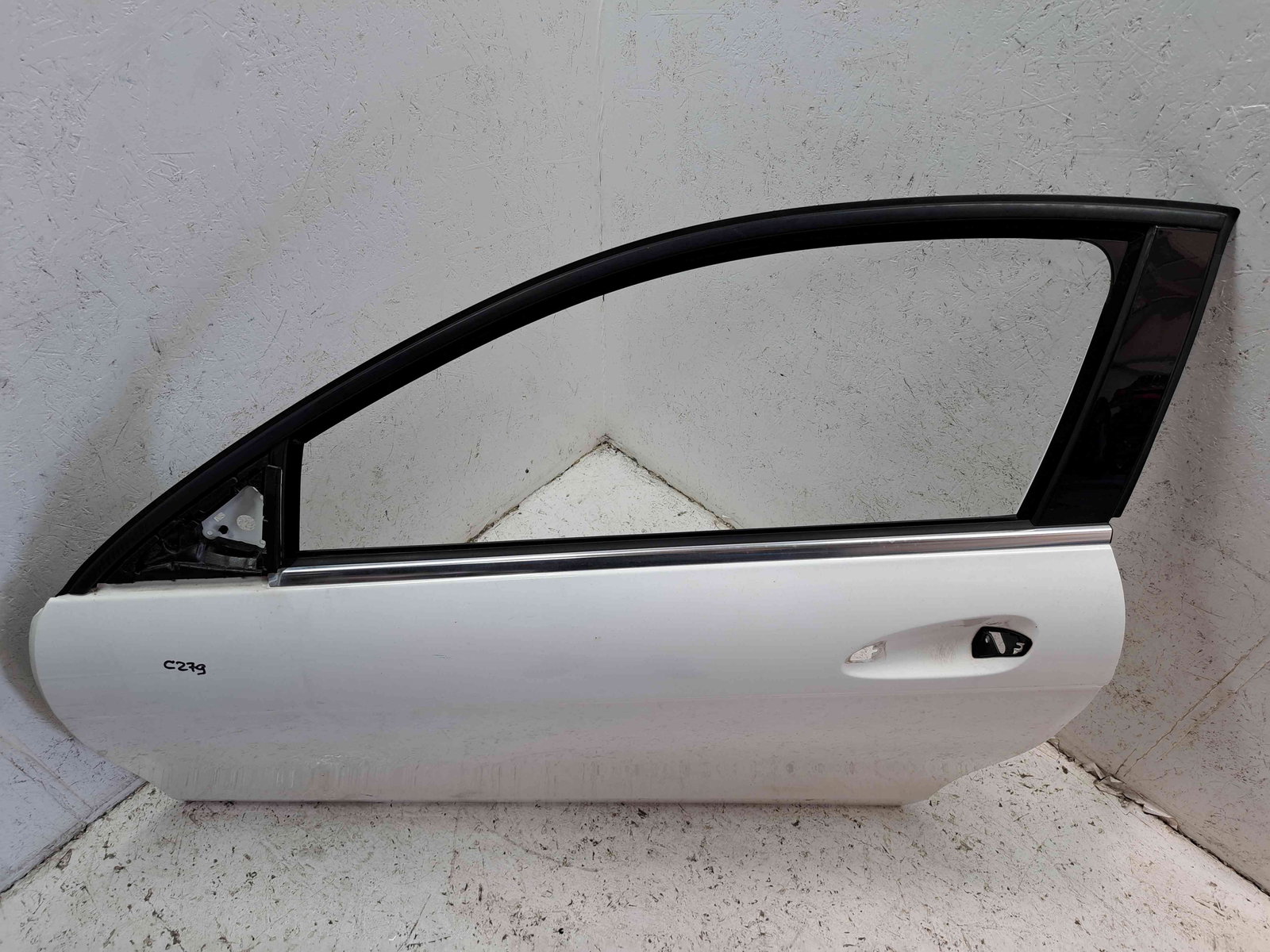 Usa stanga fata Mercedes Clasa C Coupe (C204) Facelift AMG [Fabr 2011-2015] 149 Alb Polar - imagine 4