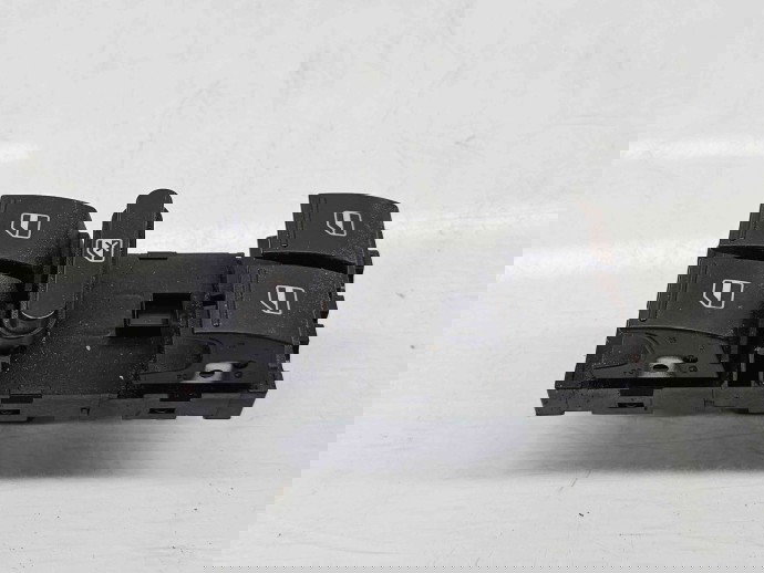  Butoane comanda geamuri sofer  Volkswagen Passat B6 (3C2) [Fabr 2005-2010] 1K4959857B