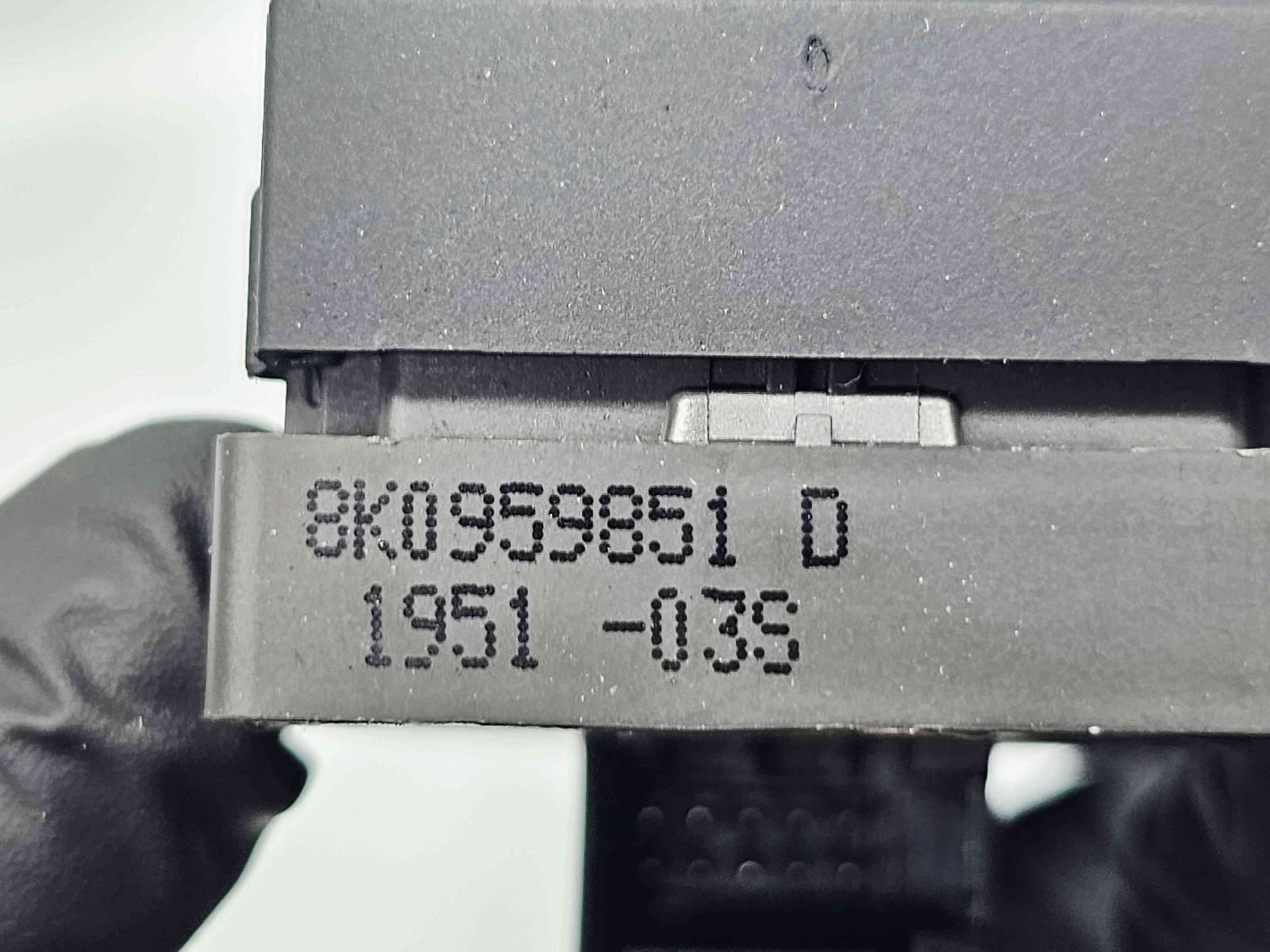 Butoane comanda geamuri sofer AUDI Q5 (8RB) [ Fabr 2008-2016] 8K0959851D - imagine 2