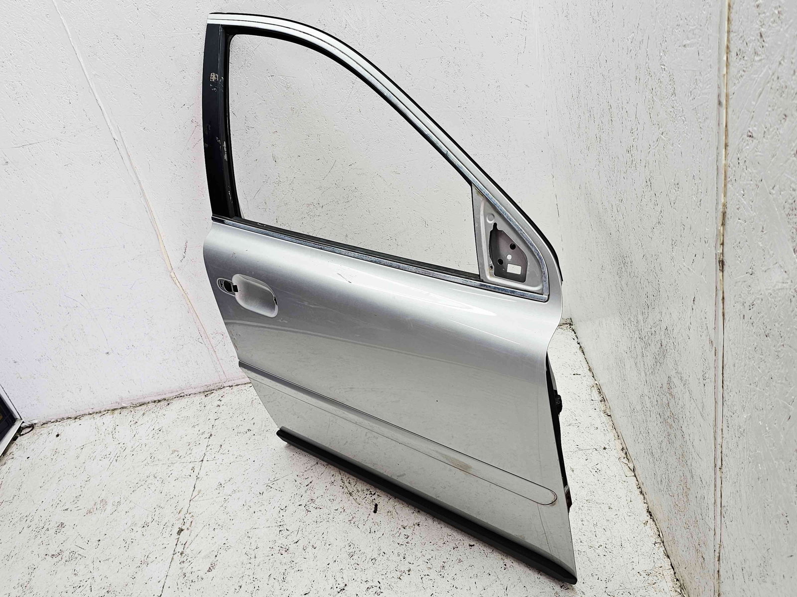 Usa dreapta fata Volvo XC90 [Fabr 2002-2014] SILVER - imagine 2