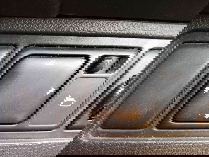 Buton reglaj oglinzi OEM Nissan Micra 1.2 2003-2010